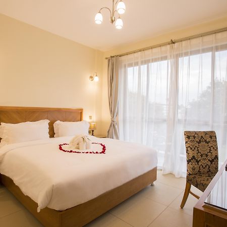 Lotos Inn & Suites, Ναϊρόμπι Εξωτερικό φωτογραφία